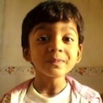 छोटा बच्चा जान के ना कोई आँख दिखाना रे